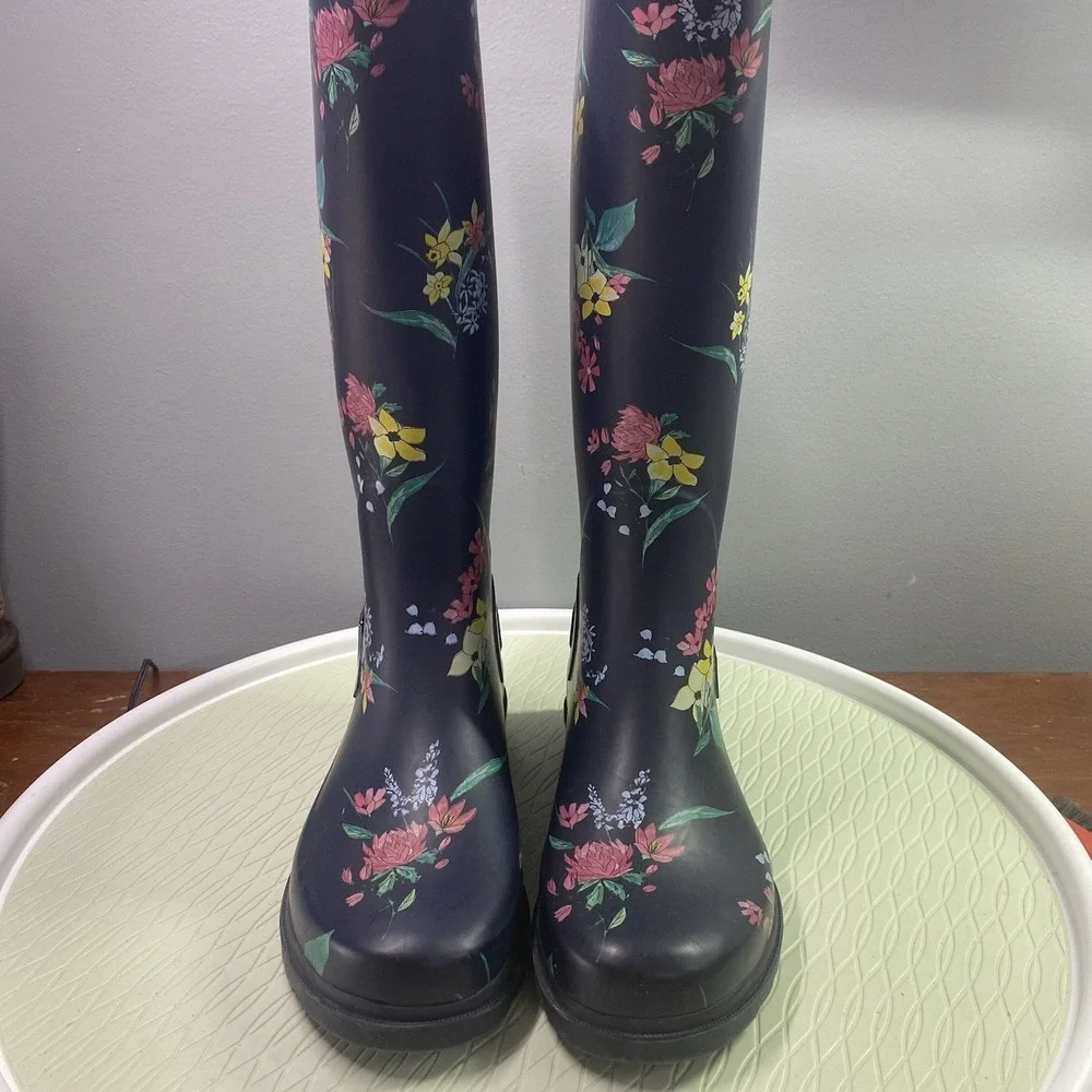 A‎ New Day Women's Navy Blue/Amalee Pull On Rubber Rain Boots Size 6. Tall